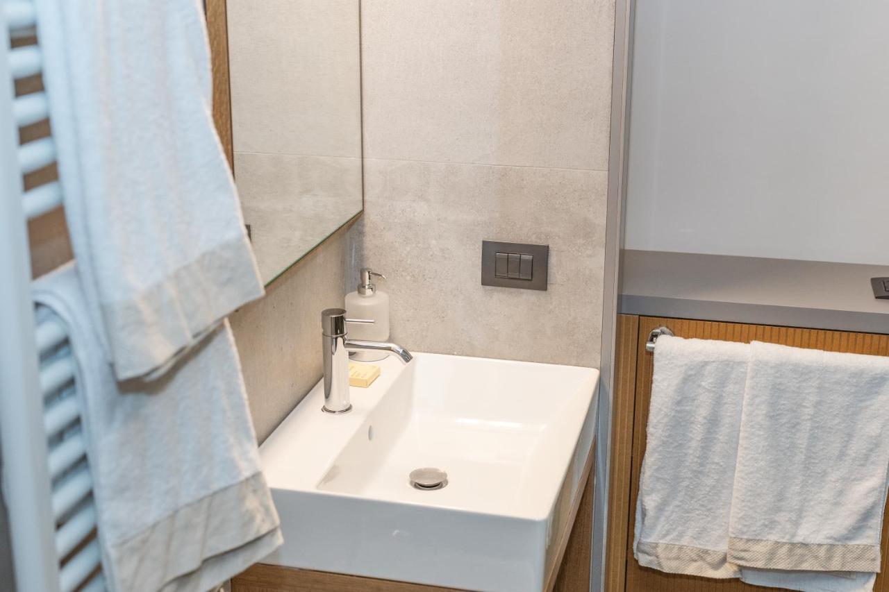 Castel Sant'Angelo Luxury Rooms & Tour Rzym Zewnętrze zdjęcie