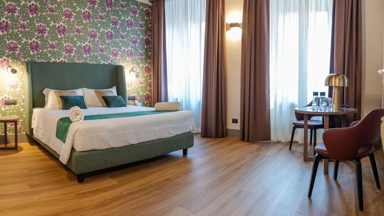 Castel Sant'Angelo Luxury Rooms & Tour Rzym Zewnętrze zdjęcie
