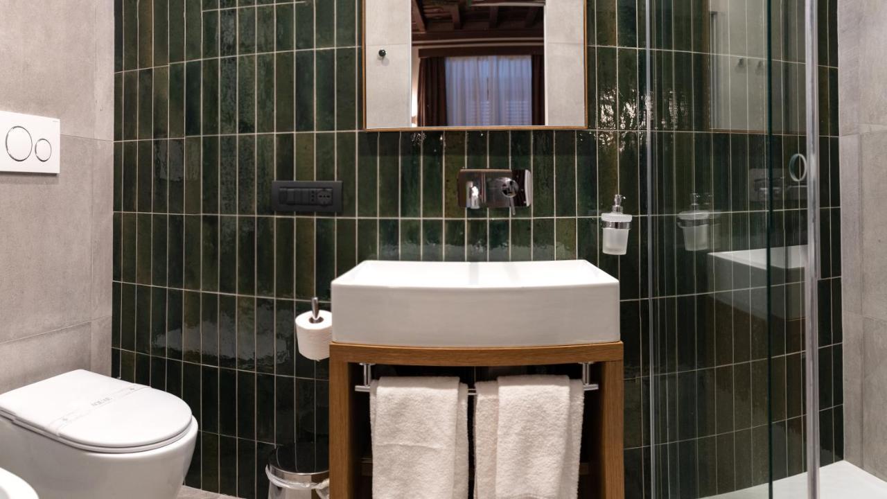 Castel Sant'Angelo Luxury Rooms & Tour Rzym Zewnętrze zdjęcie